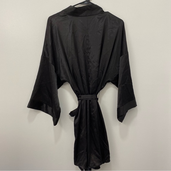 Silky “satin” robe - adore me - Picture 2 of 6